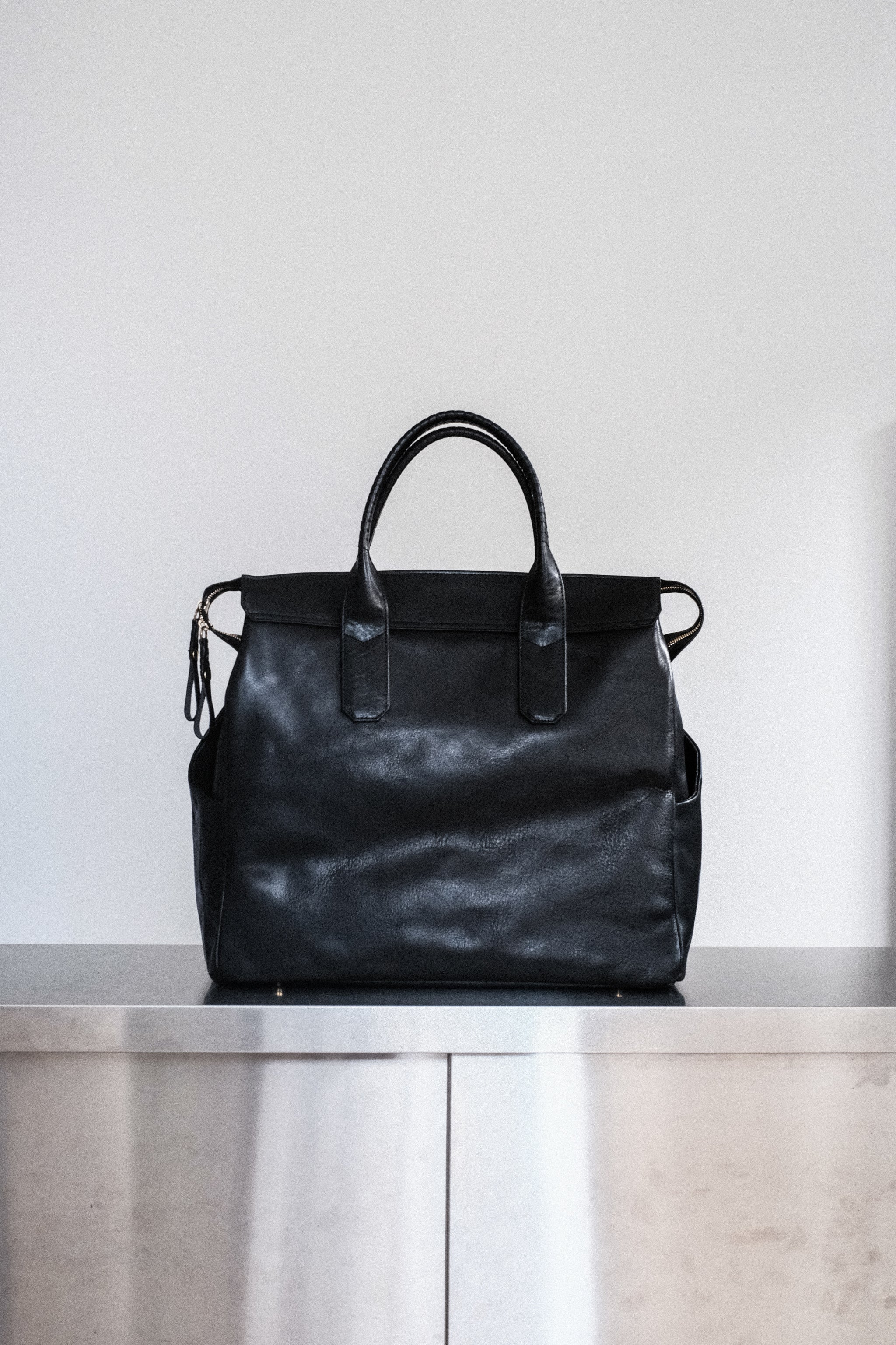 cornelian taurus by daisuke iwanaga/Key Hole Boston (cow mineral