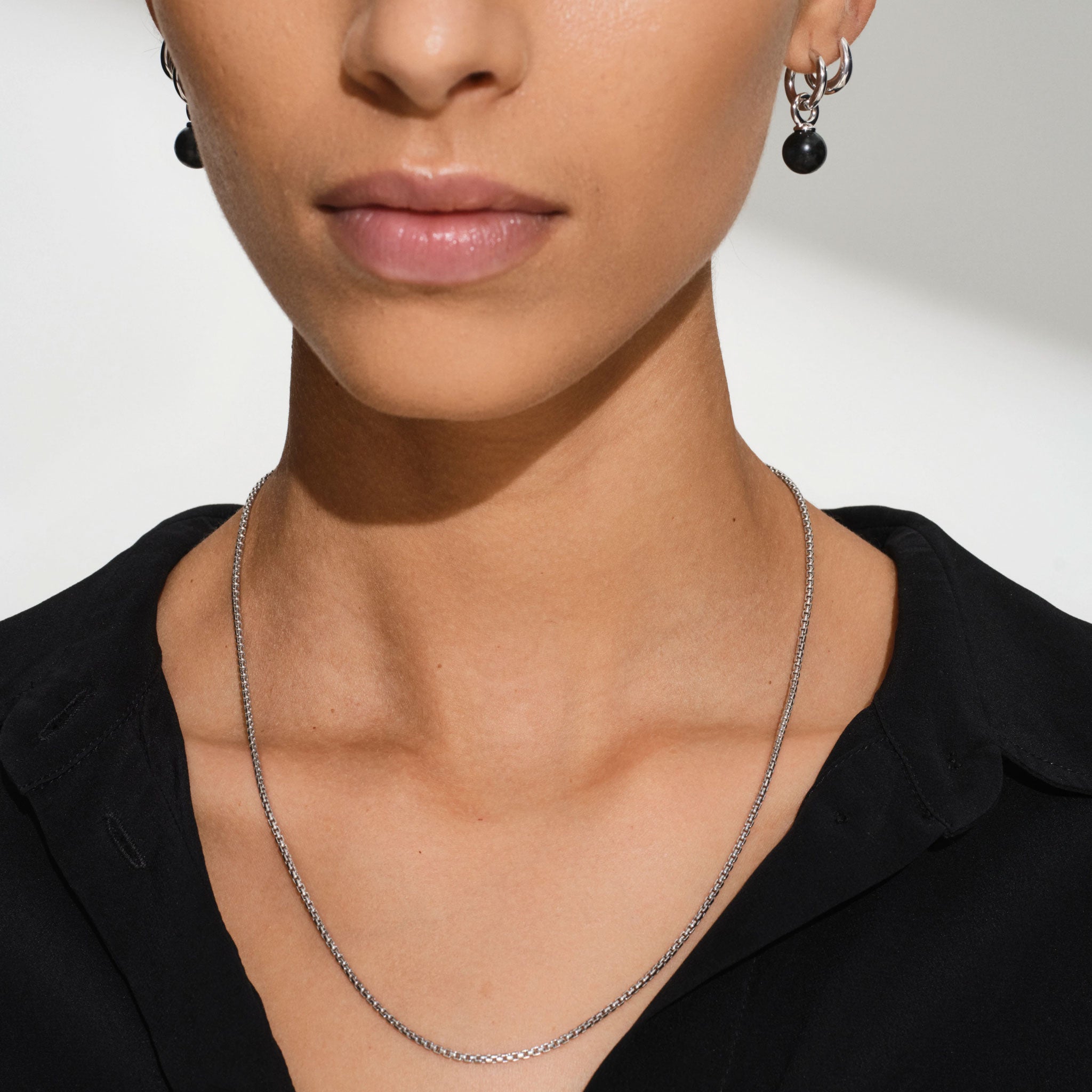 TOMWOOD/Cove Hoop – THREE DOTS TURQUOISE