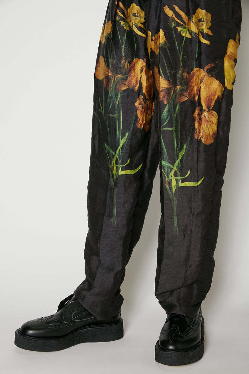 TUCK IN FLOWER TROUSERS – TAAKK