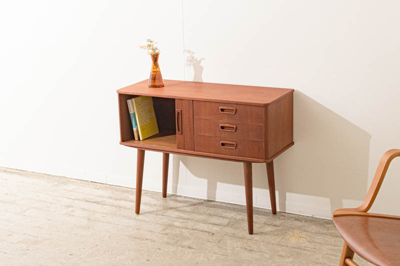 北欧家具 talo デンマーク製 ビンテージ キャビネット