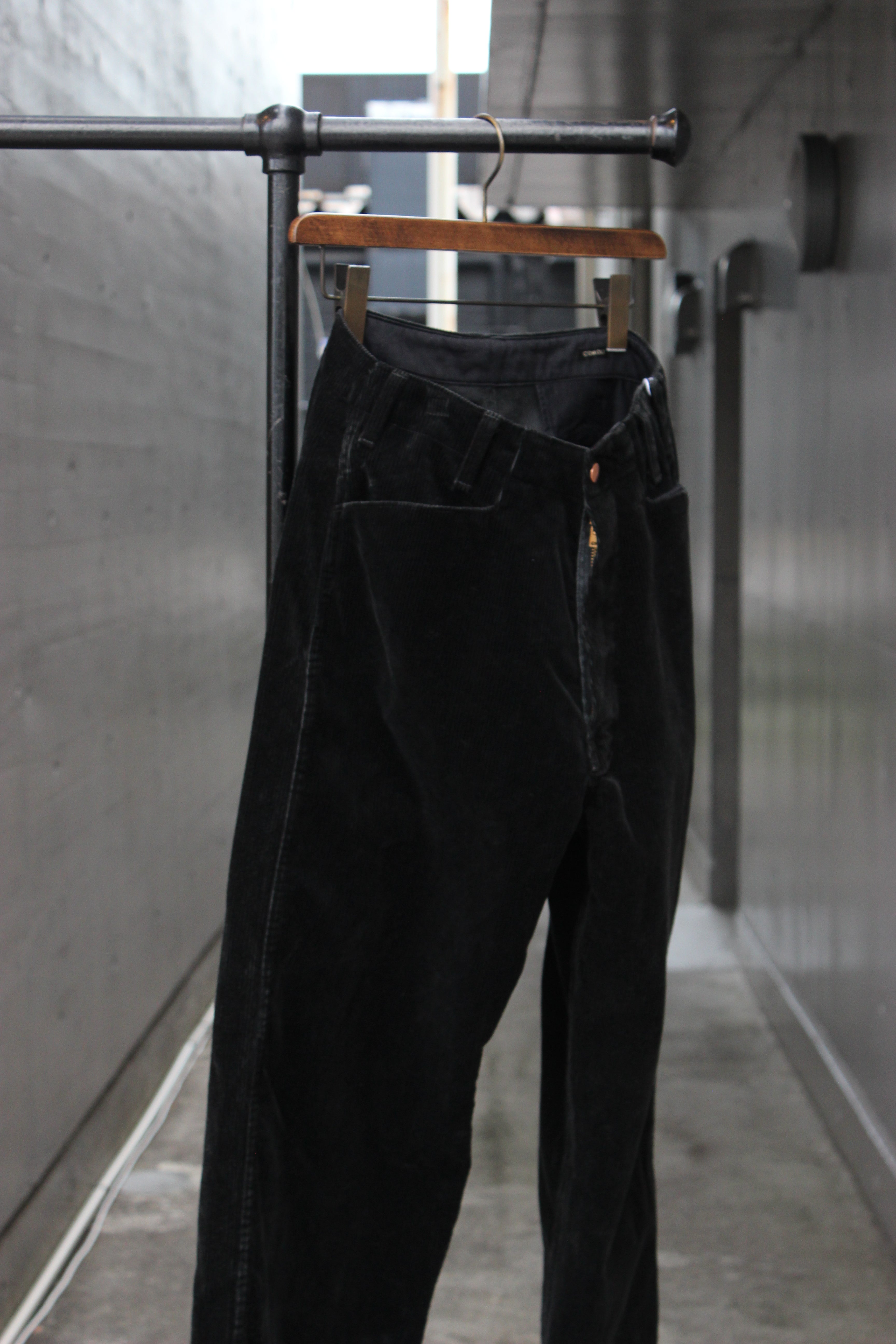 COMOLI】コーデュロイ ワークパンツのご紹介 – TIME AFTER TIME