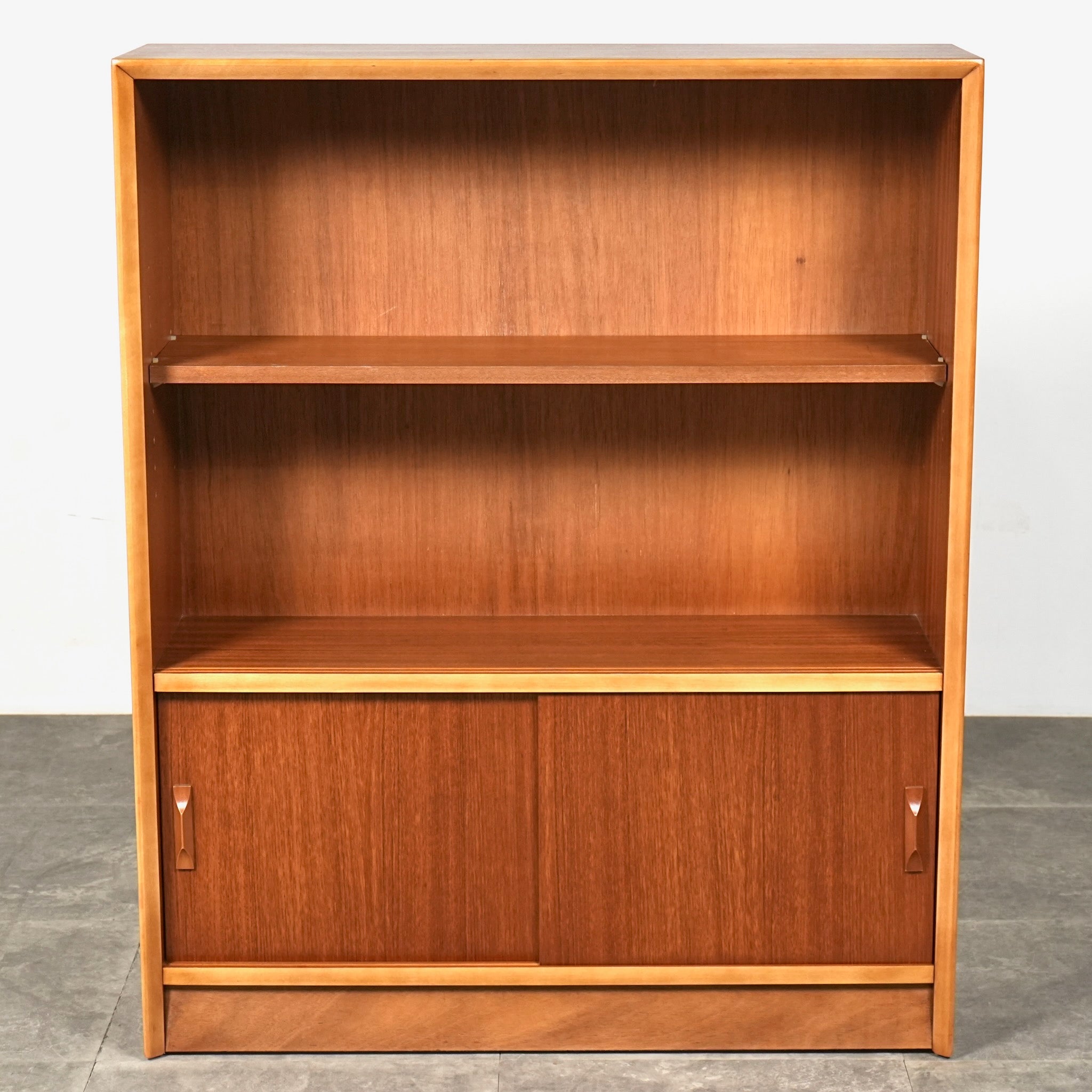 Herbert E Gibbs】ヴィンテージ ガラスキャビネット – TIME HYPE