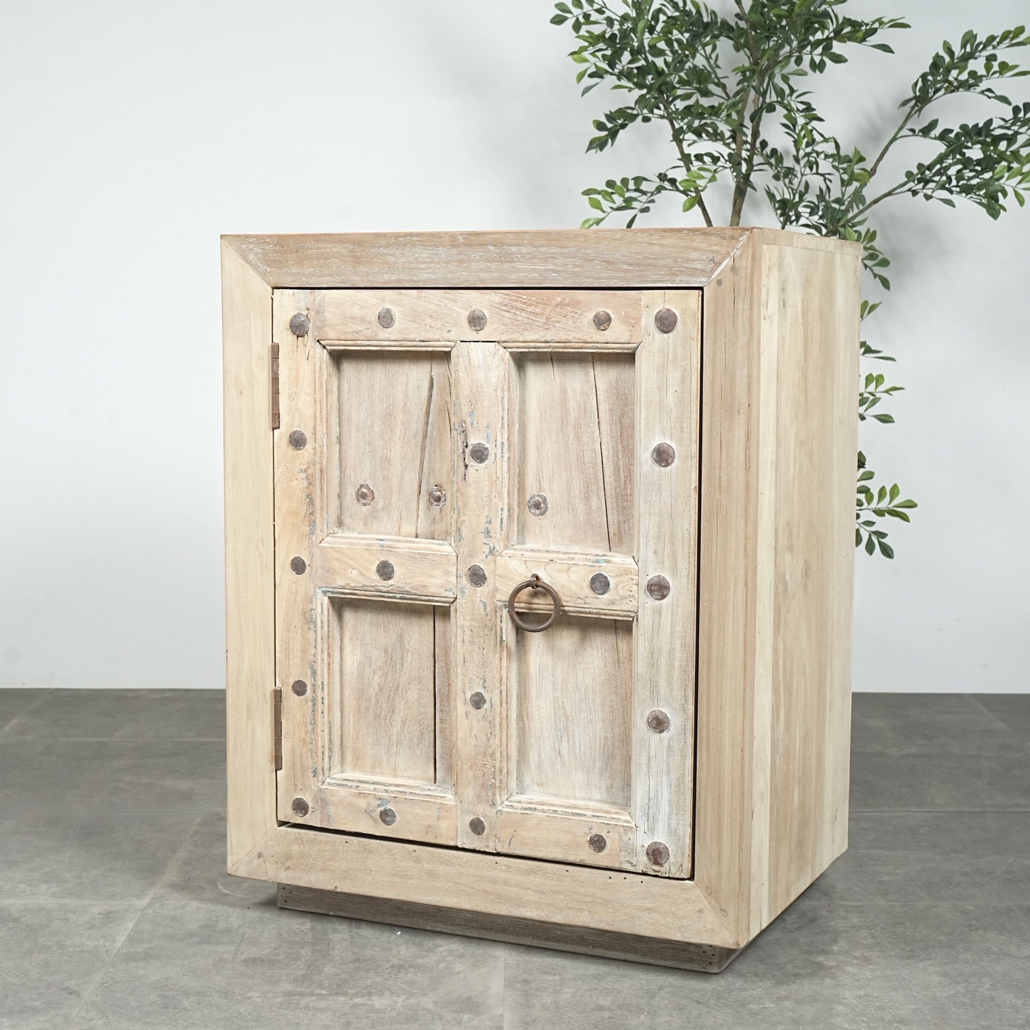 インドヴィンテージ キャビネット – TIME HYPE