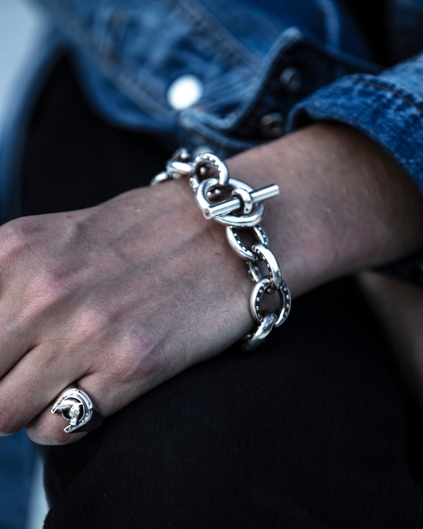 HORSESHOE BRACELET -LARGE- – The Letters