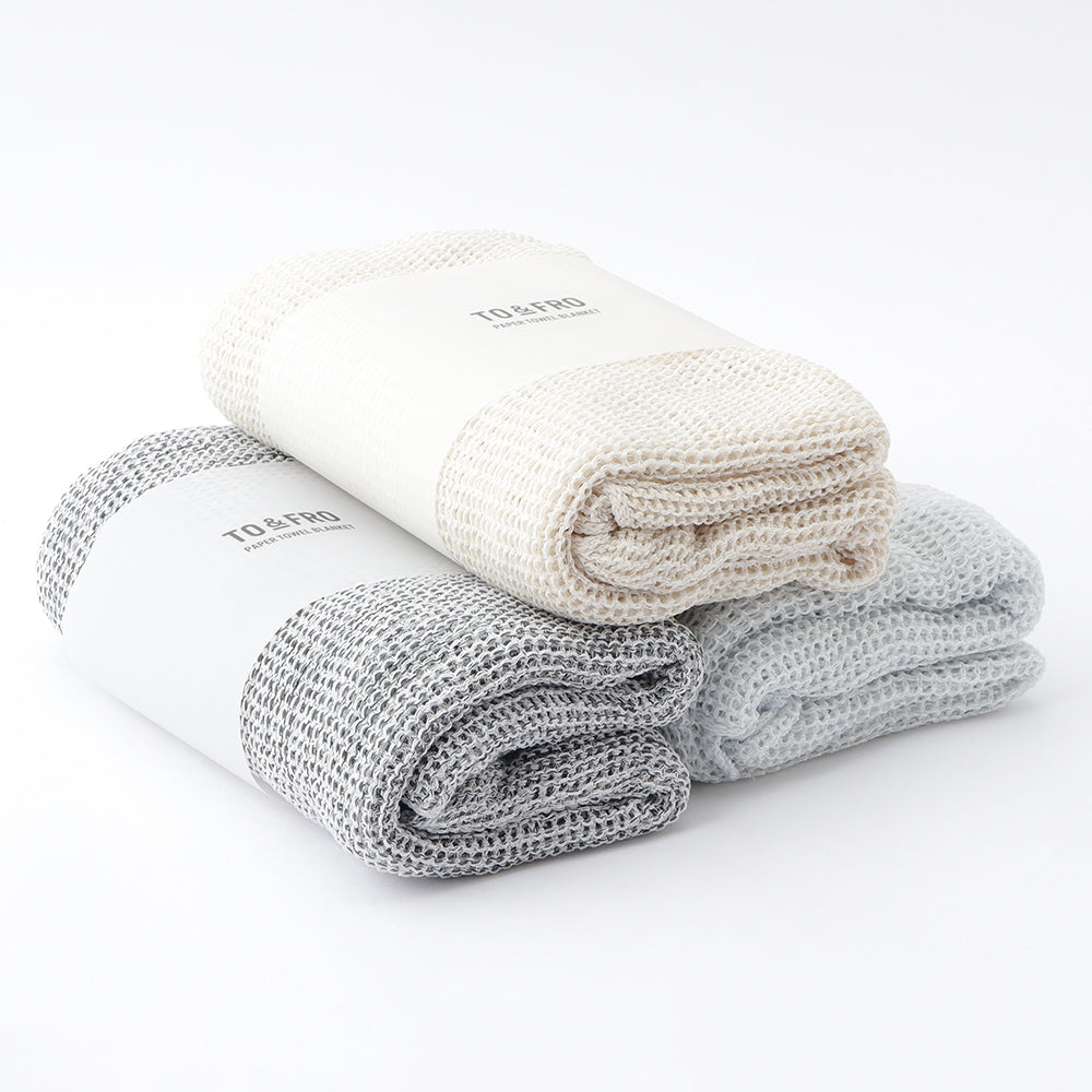 PAPER TOWEL BLANKET – TO&FRO 軽さをもってでかけよう。
