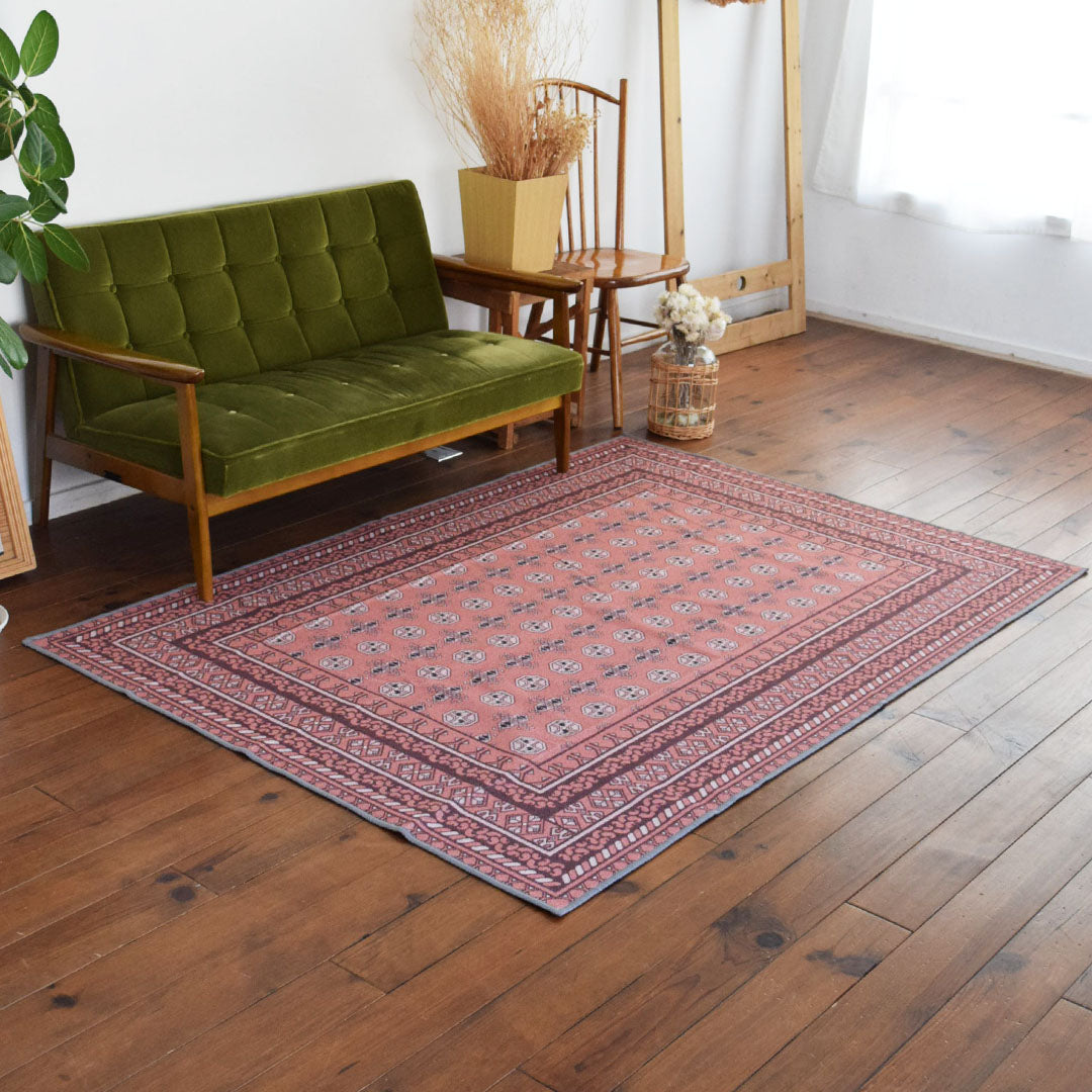 シャビーな朱赤のサークルフラワーラグ ヴィンテージトルコラグ No.727