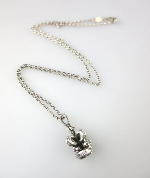 PATRICK COX 王冠モチーフネックレス（50cmチェーン） パトリック