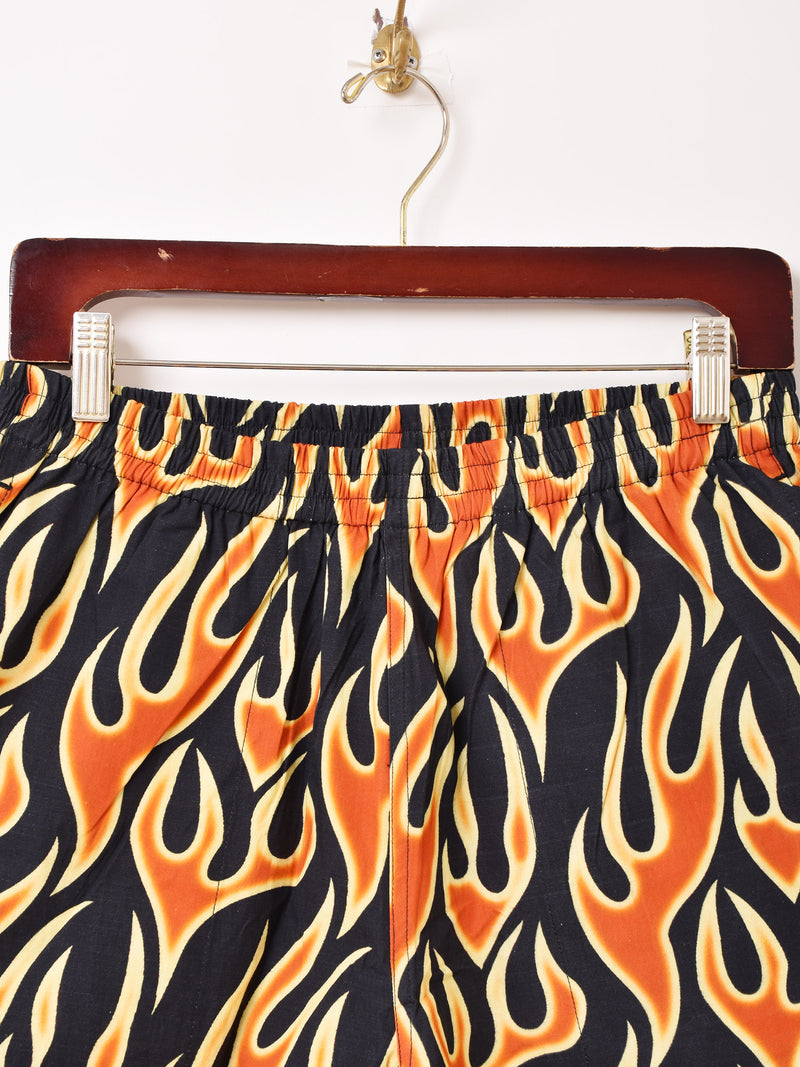 2色展開】Backers ファイヤーパターン ショートパンツ – 古着屋Top of