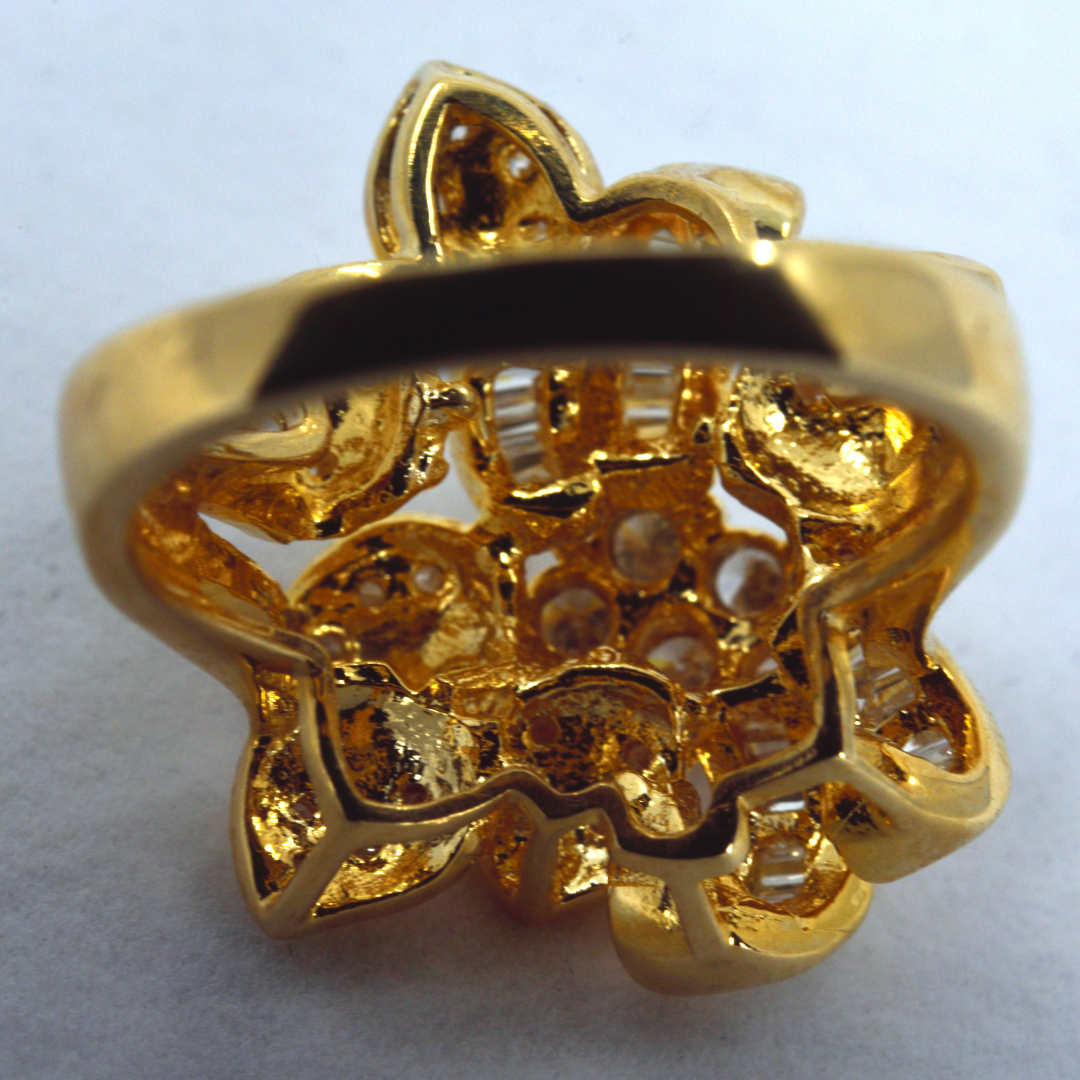 K18 ダイヤモンド 花柄リング 0.88ct 10号 | 中古通販 | 【公式