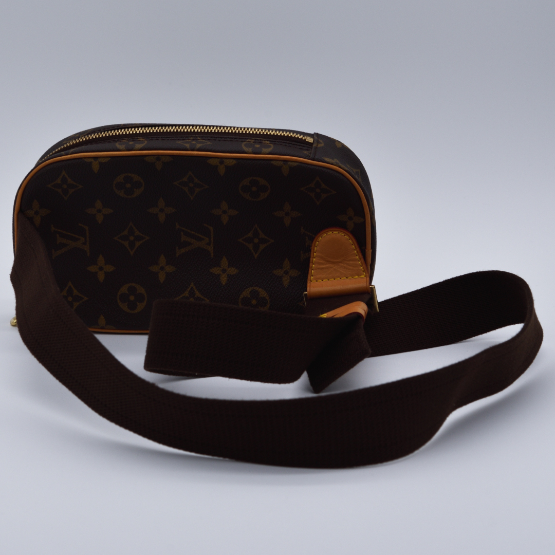 Louis Vuitton ポシェットガンジュ モノグラム M51870 | 中古通販
