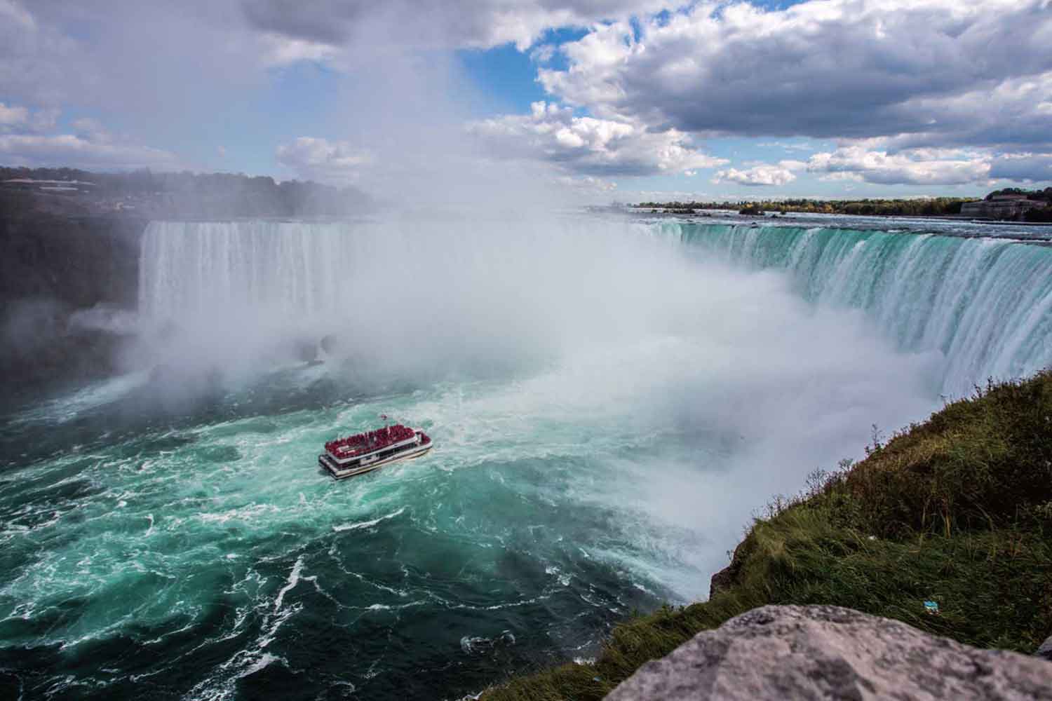 ナイアガラの滝は世界遺産ではない！？｜特集「カナダの“なぜ”に迫る