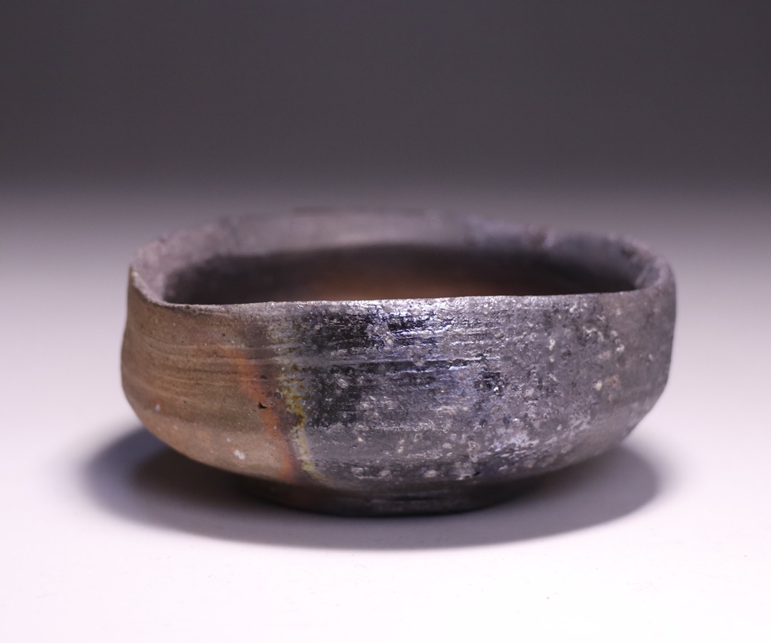 中村六郎作 備前酒呑 共箱付 備前焼 ぐい呑み 工芸品 骨董品 中村六郎