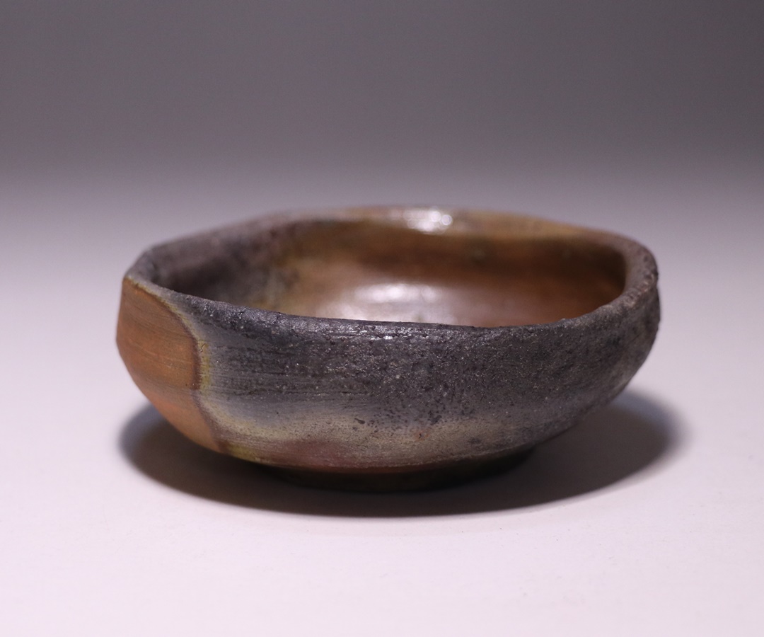 中村六郎 作 「備前酒呑」 ～備前焼専門卸小売店 川口陶楽苑～