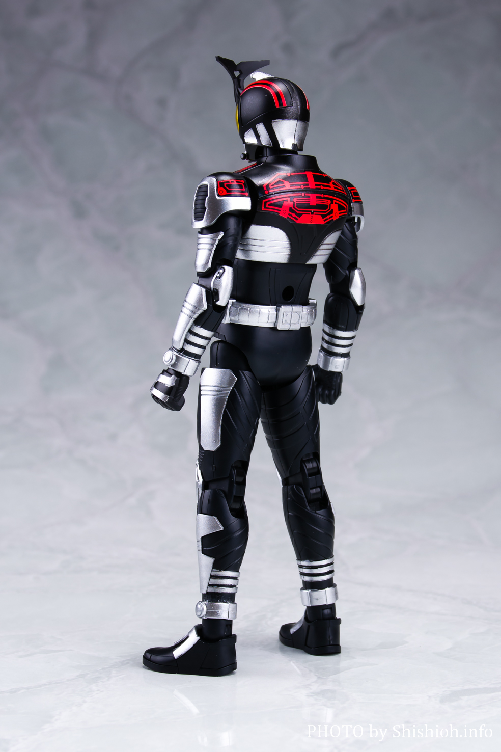 レビュー】 Figure-rise Standard 仮面ライダーダークカブト