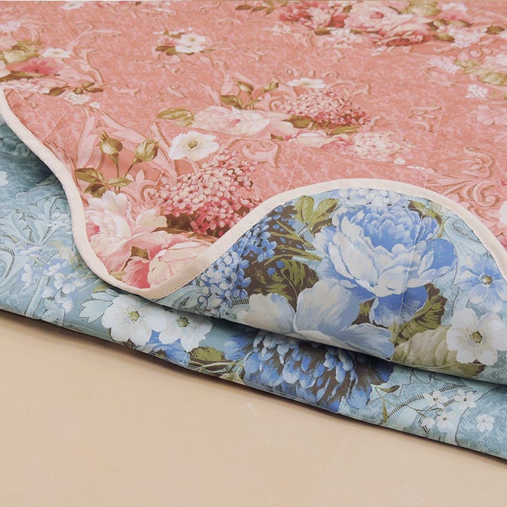 楽天市場】洗える こたつ上掛け 長方形 200×240cm 中綿入り バラ柄