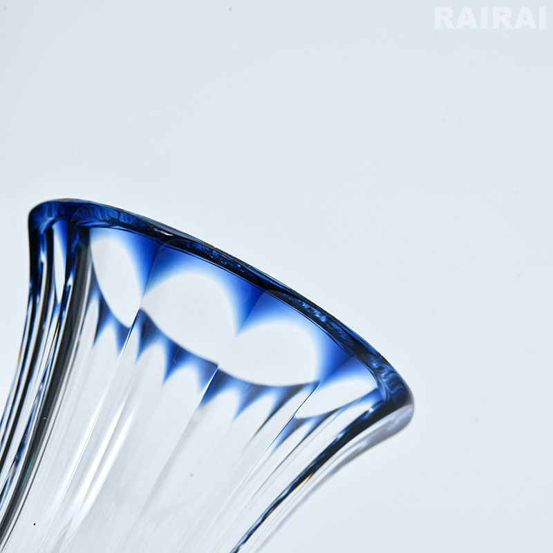 楽天市場】薩摩切子 花入れ 小 金赤 黄 藍 緑 創作 島津薩摩切子 薩摩