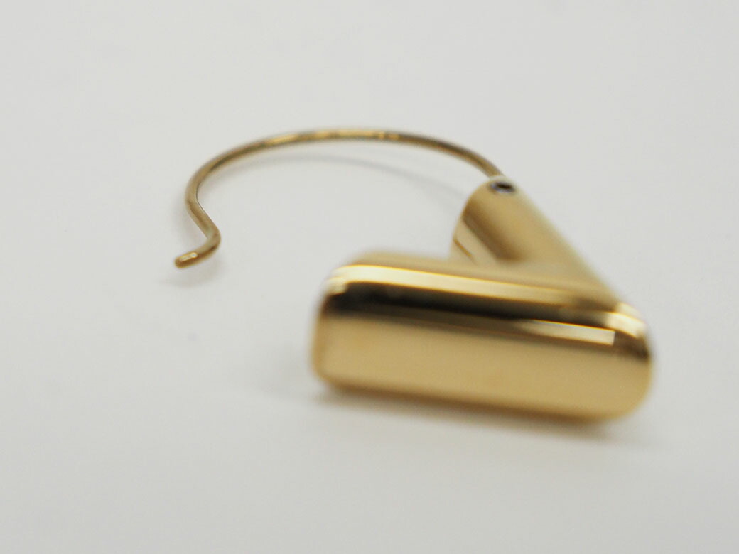 楽天市場】ルイヴィトン LOUIS VUITTON ピアス エセンシャルV M61088