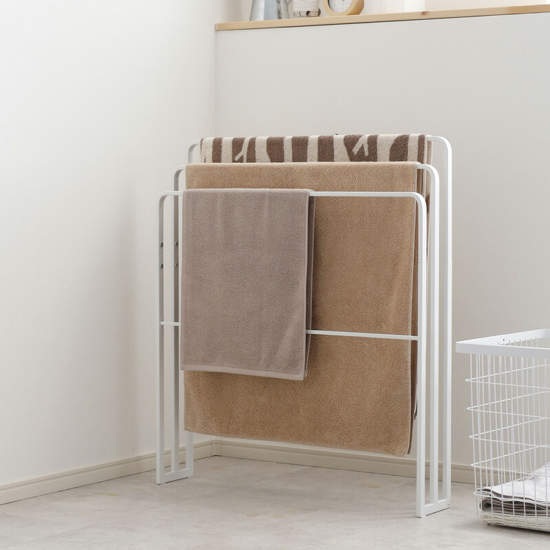 楽天市場】tower 《 山崎実業 横から掛けられる バスタオルハンガー 3