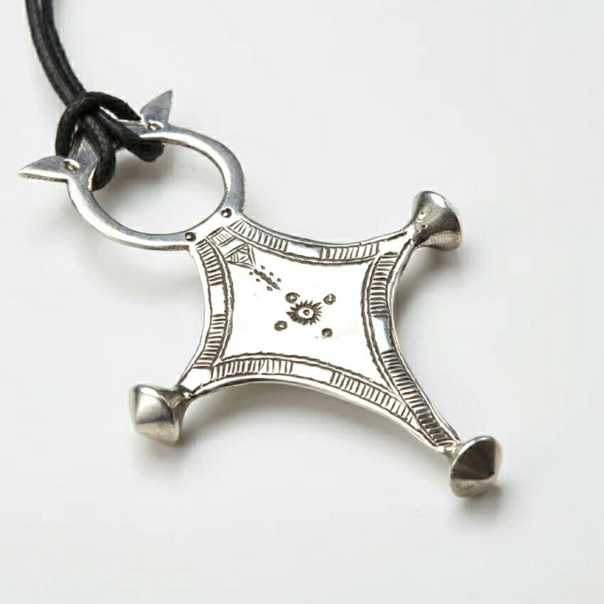 楽天市場】Adawat'n Tuareg アダワット トゥアレグ 革紐 シルバー