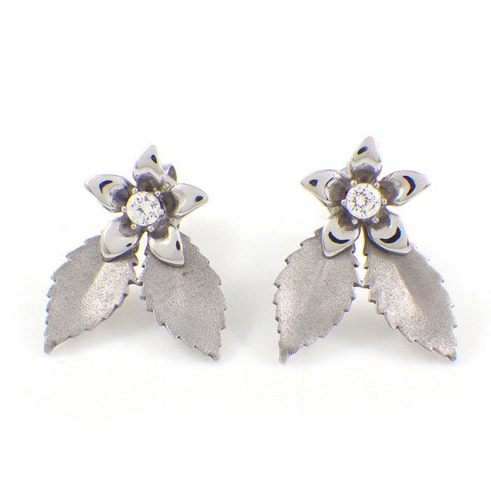 楽天市場】スタージュエリー STAR JEWELRY ピアス フラワー リーフ