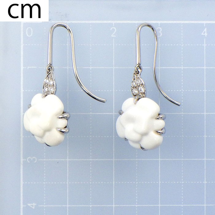 楽天市場】シャネル CHANEL ピアス カメリア スウィング ドロップ