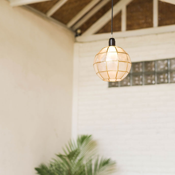 CAHAYA カピスシェル ペンダントライト φ40cm アジアン 48866_tn.jpg