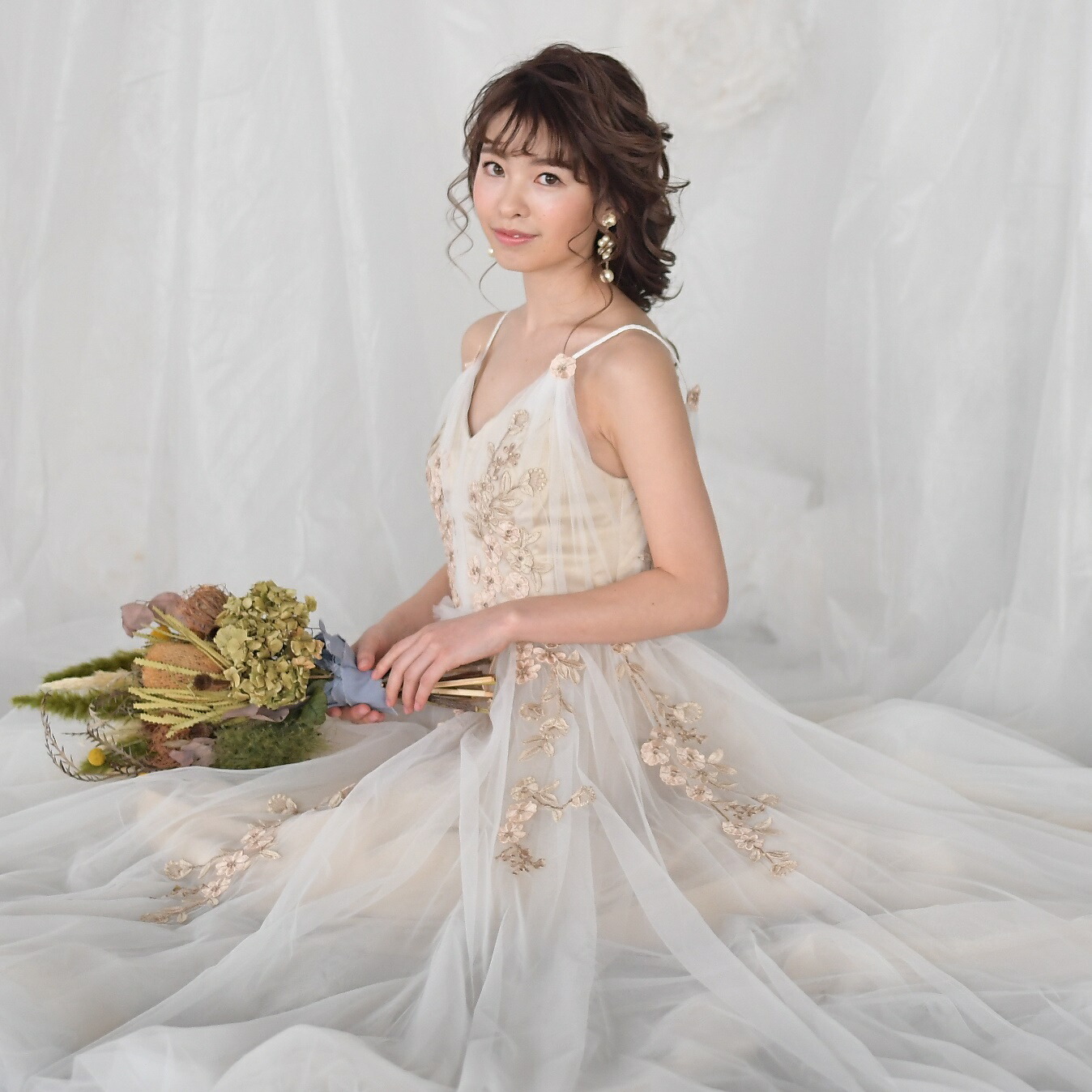 楽天市場】ウエディングドレス 二次会 Vネック チュール レース 前撮り