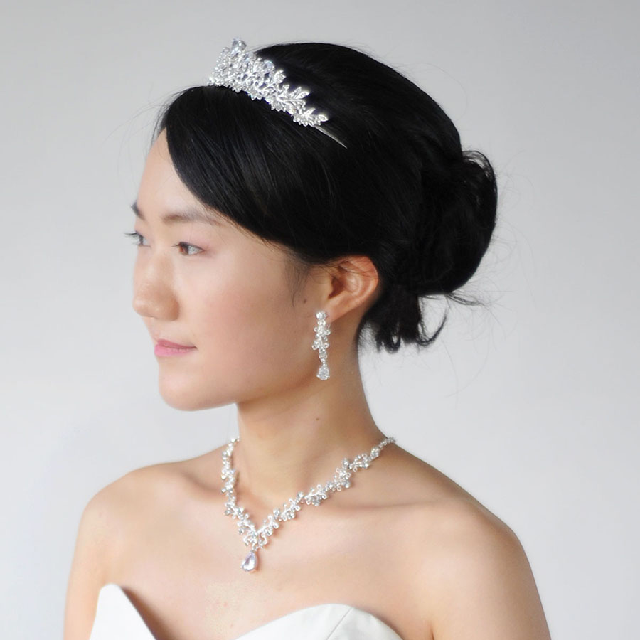 楽天市場】ティアラ ネックレス ピアス 3点セット ウエディング