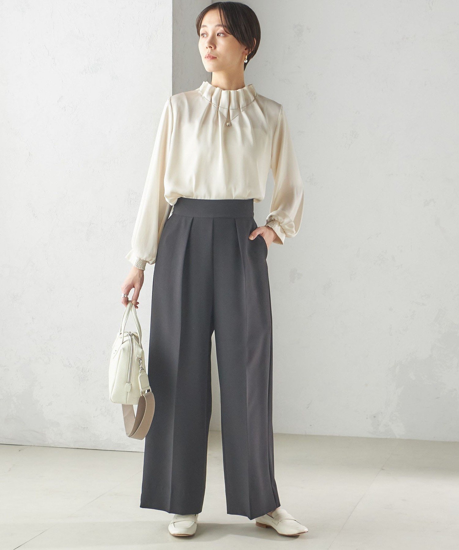 SHIPS ヴィンテージ サテン ネック ギャザー ブラウス SHIPS｜《一部追加予約》【一部WEB限定】<手洗い可能>ヴィンテージ