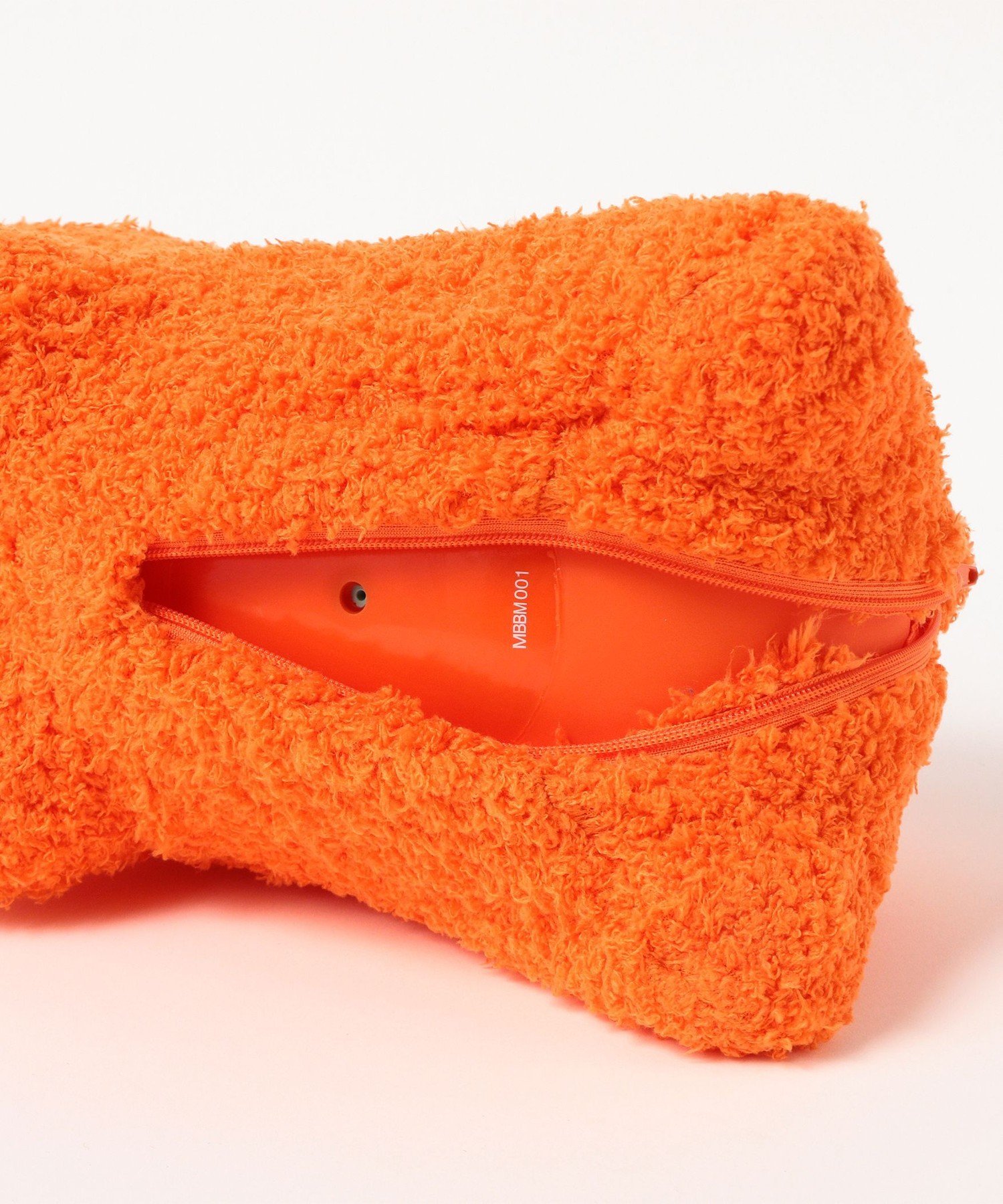 BEAMS MEN｜【別注】ides * MEDICOM TOY / ブルーナボンボン ふわモコ