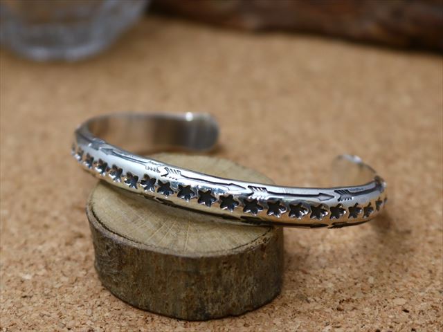 ネイティブアメリカン バングル」の人気商品一覧 | 安い商品を通販