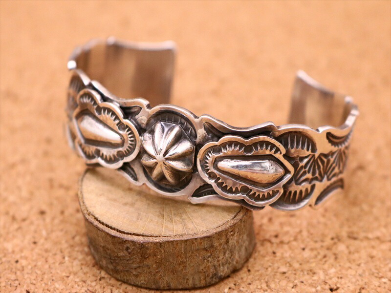 楽天市場】インディアンジュエリー ナバホ族 Sunshine Reeves