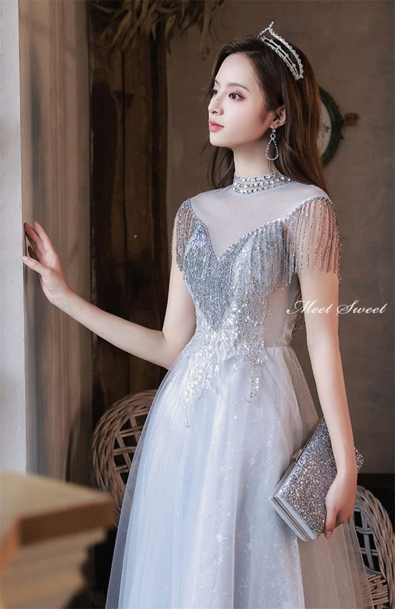 楽天市場】カラードレス ファスナー グレー フリンジ揺れる ビーズ