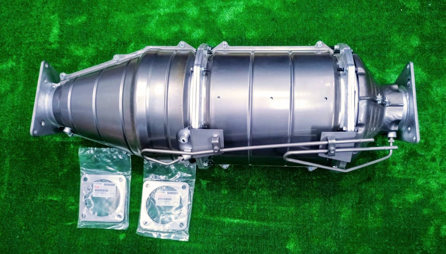 楽天市場】国内生産触媒DPDリビルト ISUZU ギガ CYJ77W8/CYJ77W6