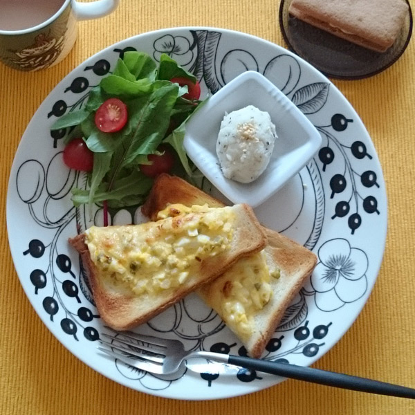 楽天市場】アラビア ブラック パラティッシ プレート 26cm / ARABIA