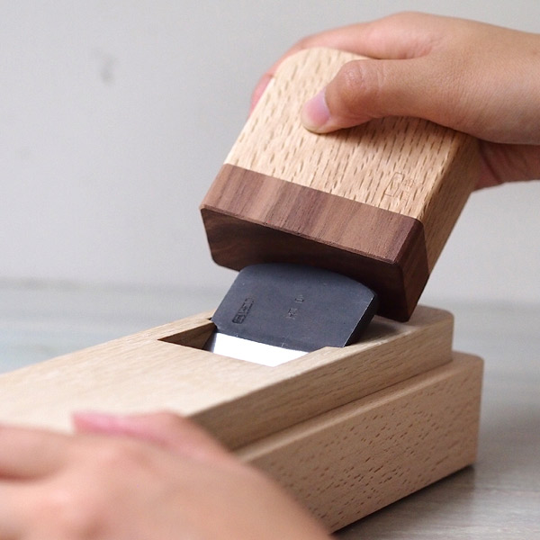 楽天市場】台屋 かまぼこ木づち / 鰹節削り器 専用道具 刃の調整