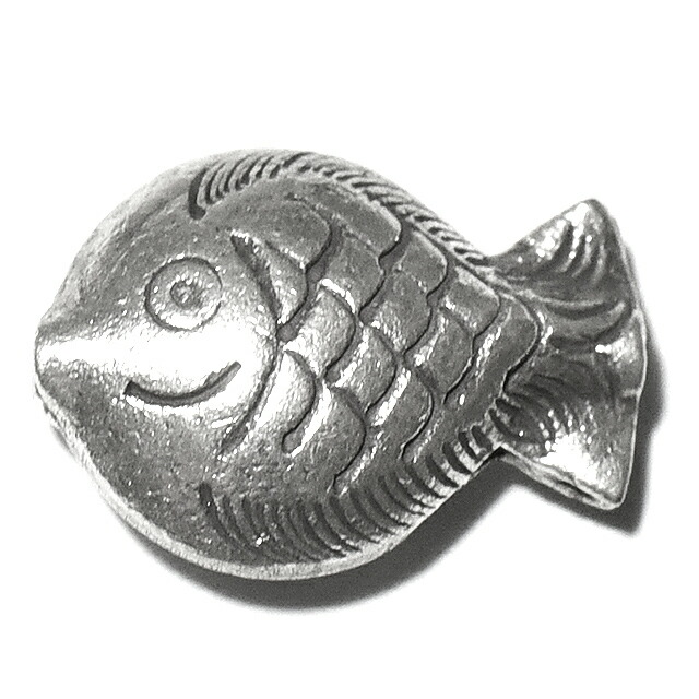 楽天市場】カレンシルバー パーツ 伝統模様 魚（フィッシュ） ビーズ
