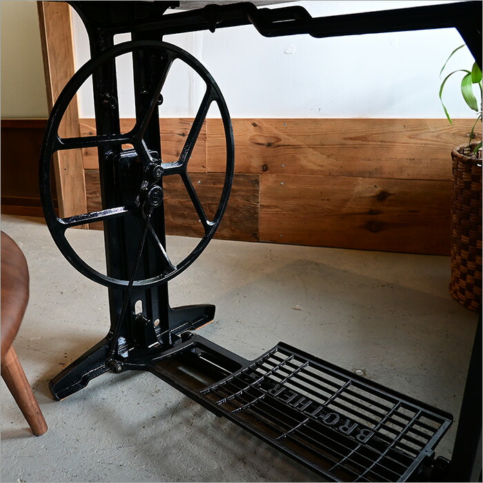 楽天市場】1点物 日本製 古材 足踏みミシン カフェテーブル