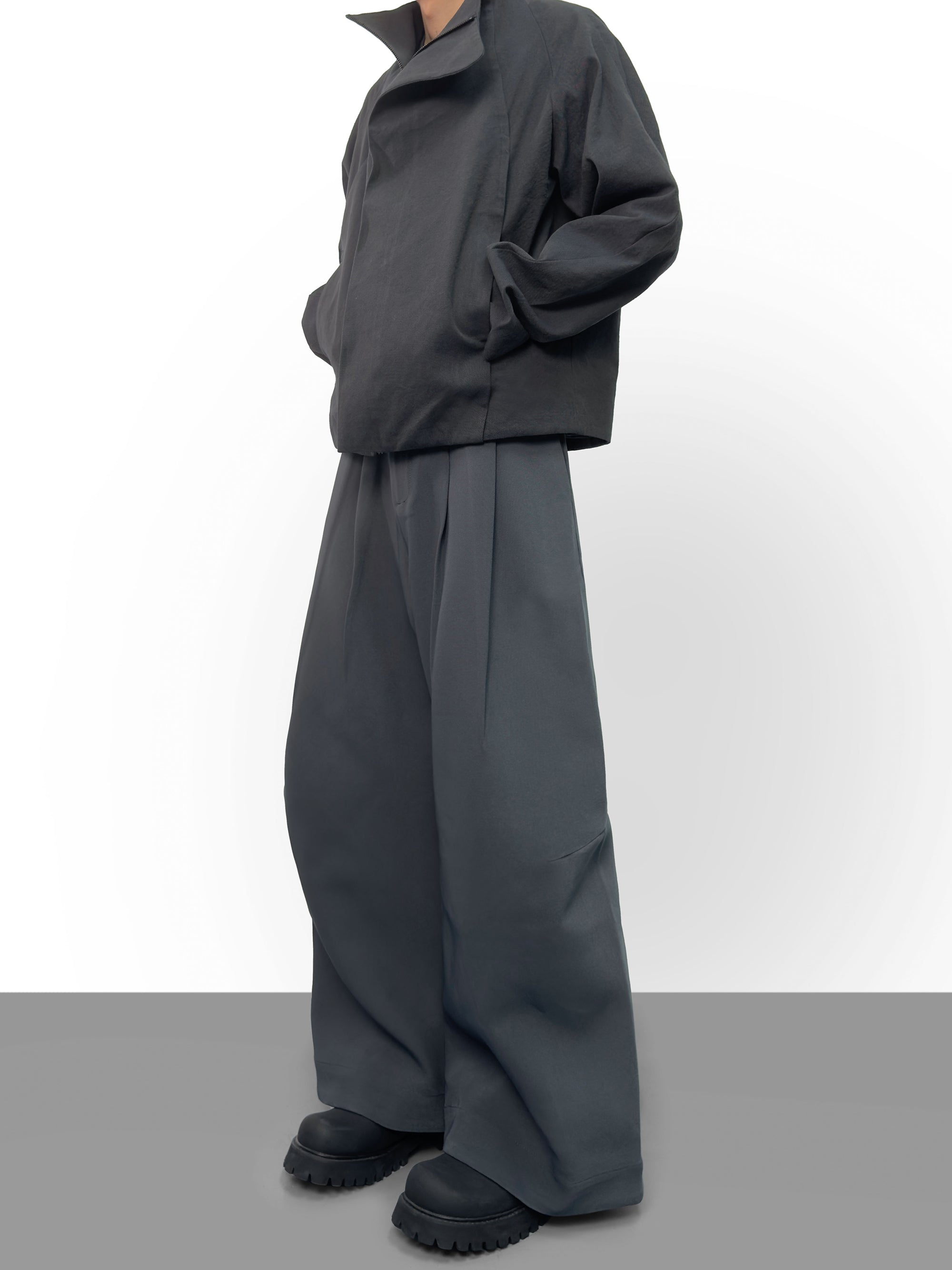 Pleated wide pants – ULTIMUS