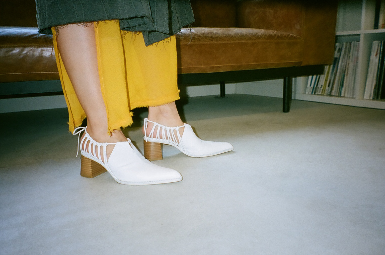 Klara/Black｜UNTISHOLD | アンチショルドの公式オンラインストア