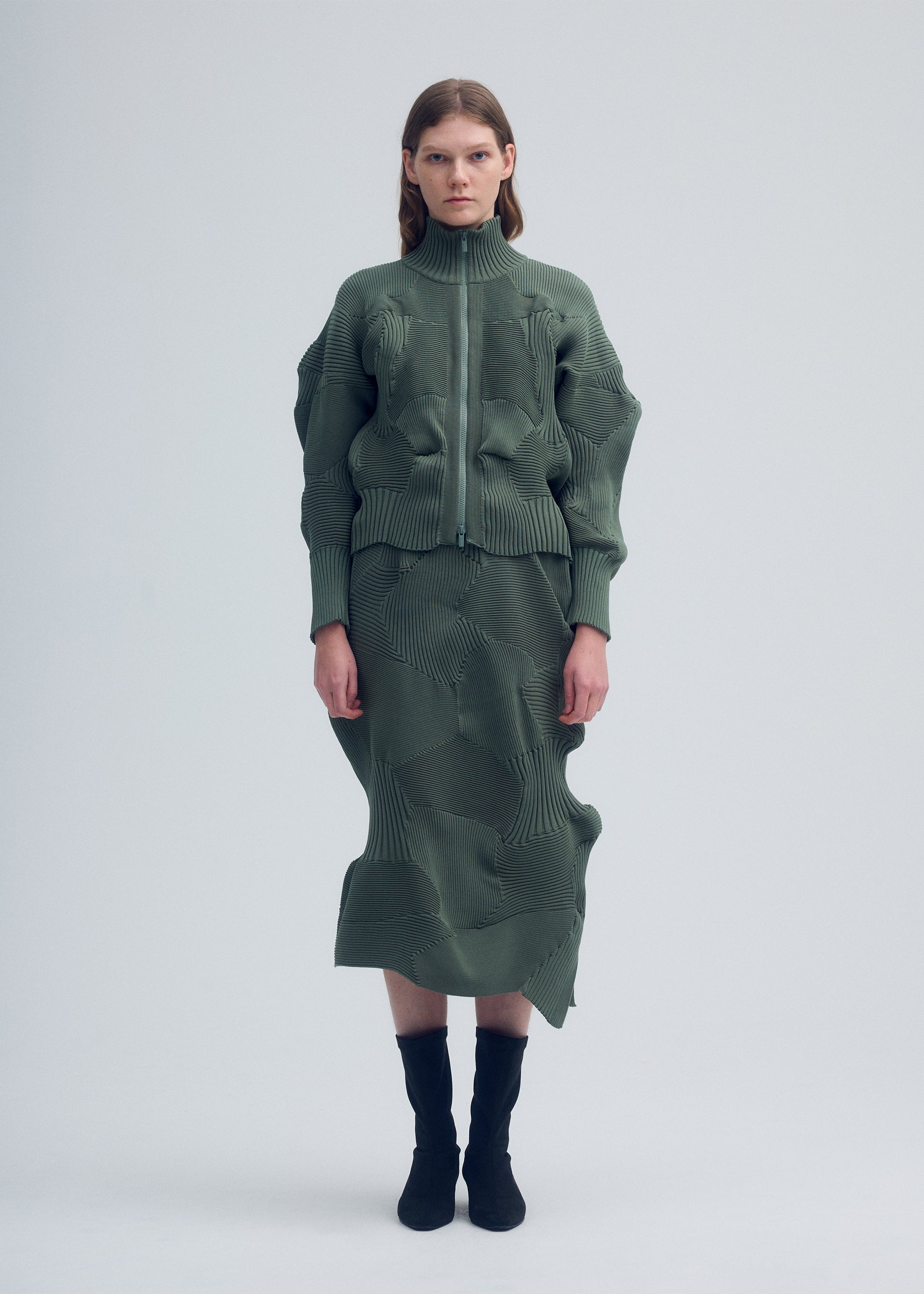 KONE KONE – ISSEY MIYAKE ONLINE STORE