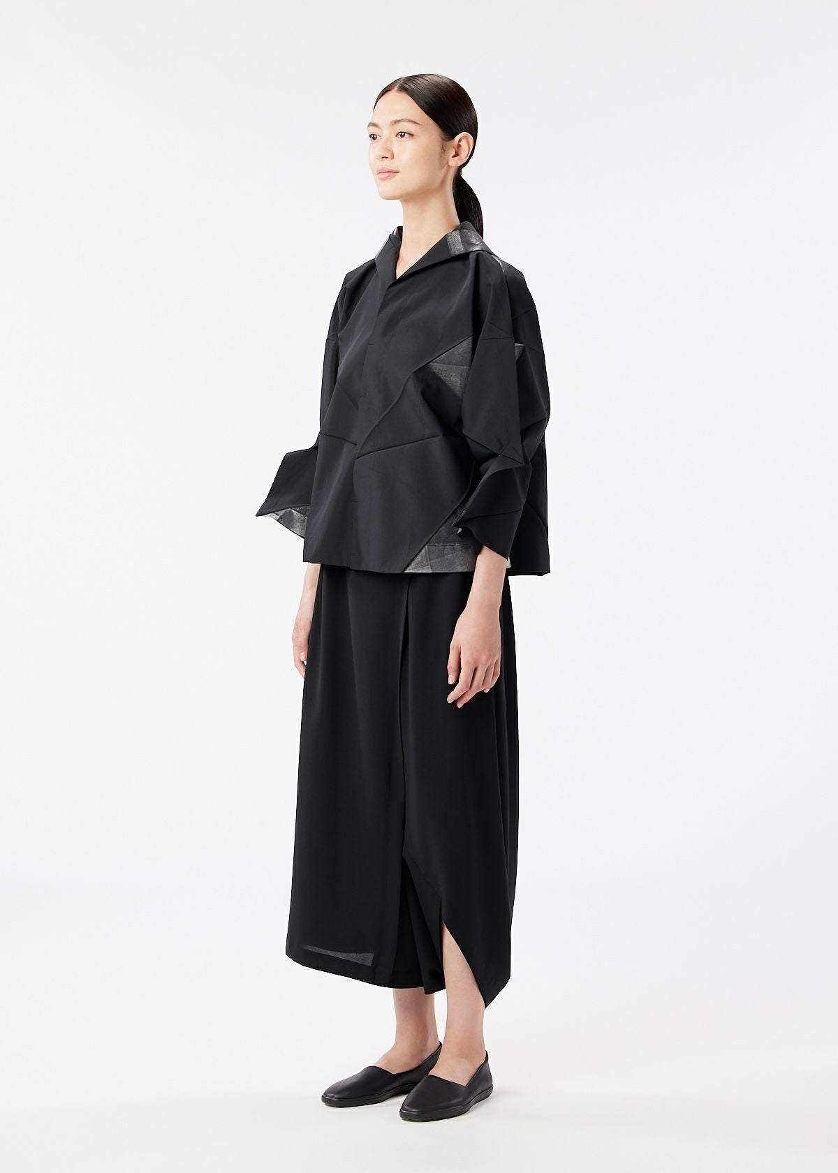 132 5. STANDARD – ISSEY MIYAKE ONLINE STORE