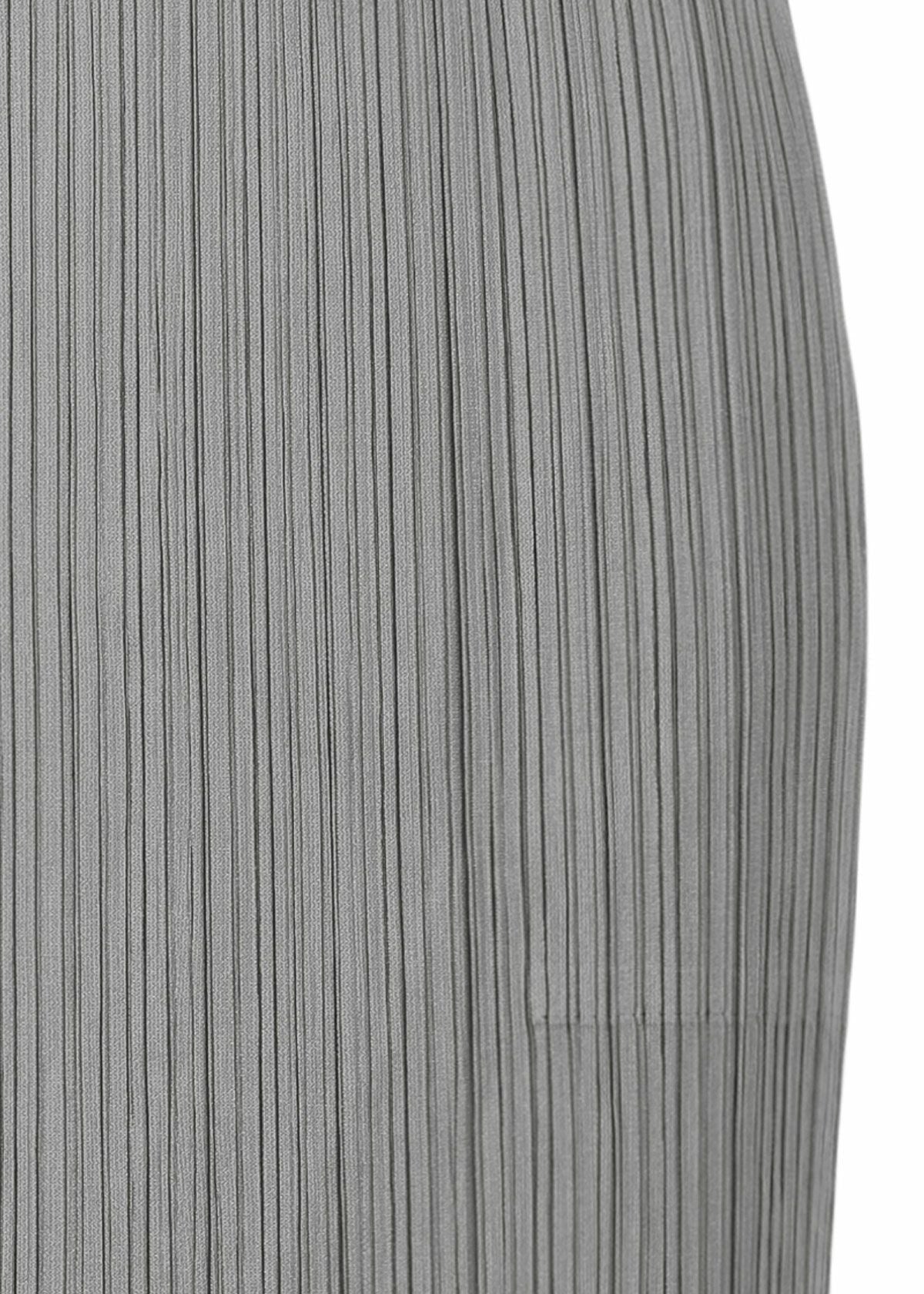 BASICS – ISSEY MIYAKE ONLINE STORE