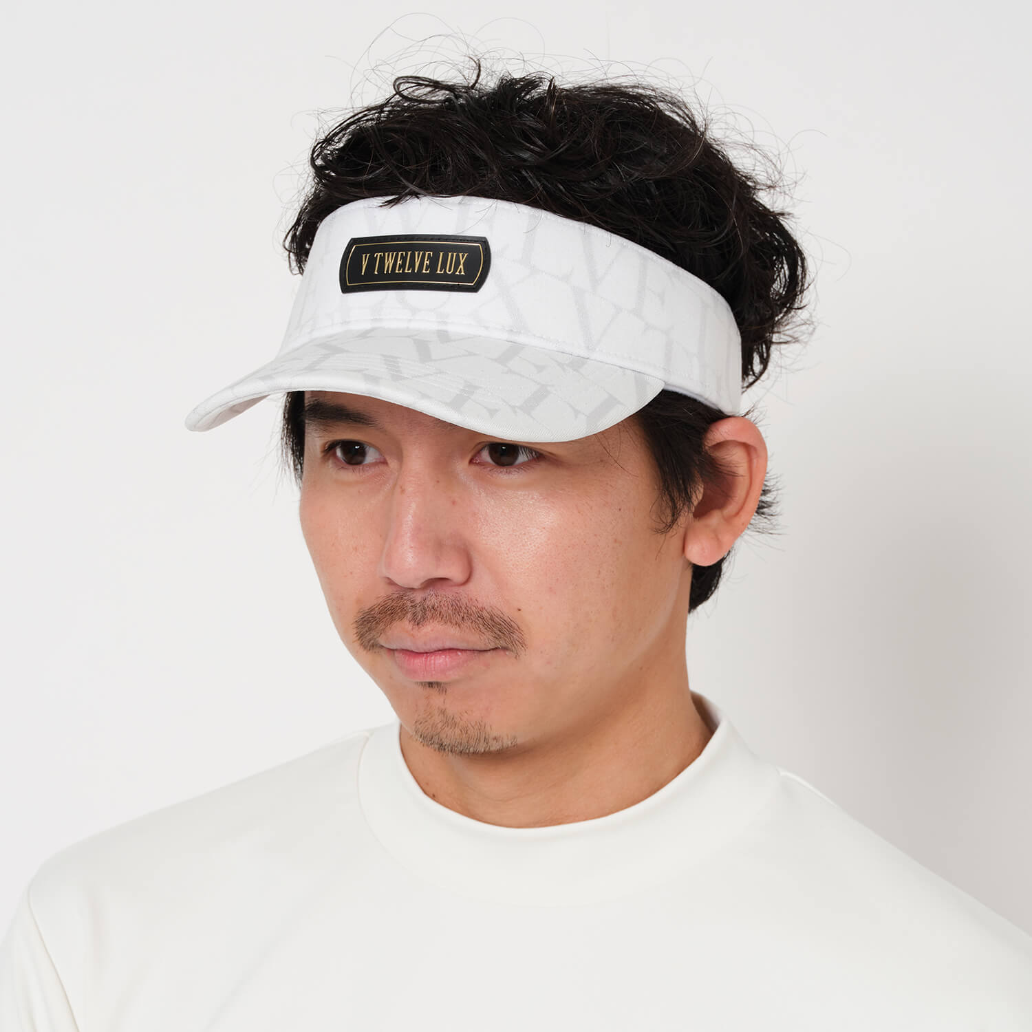 V12 ゴルフ サンバイザー LX ALL LETTER VISOR | 【公式通販】