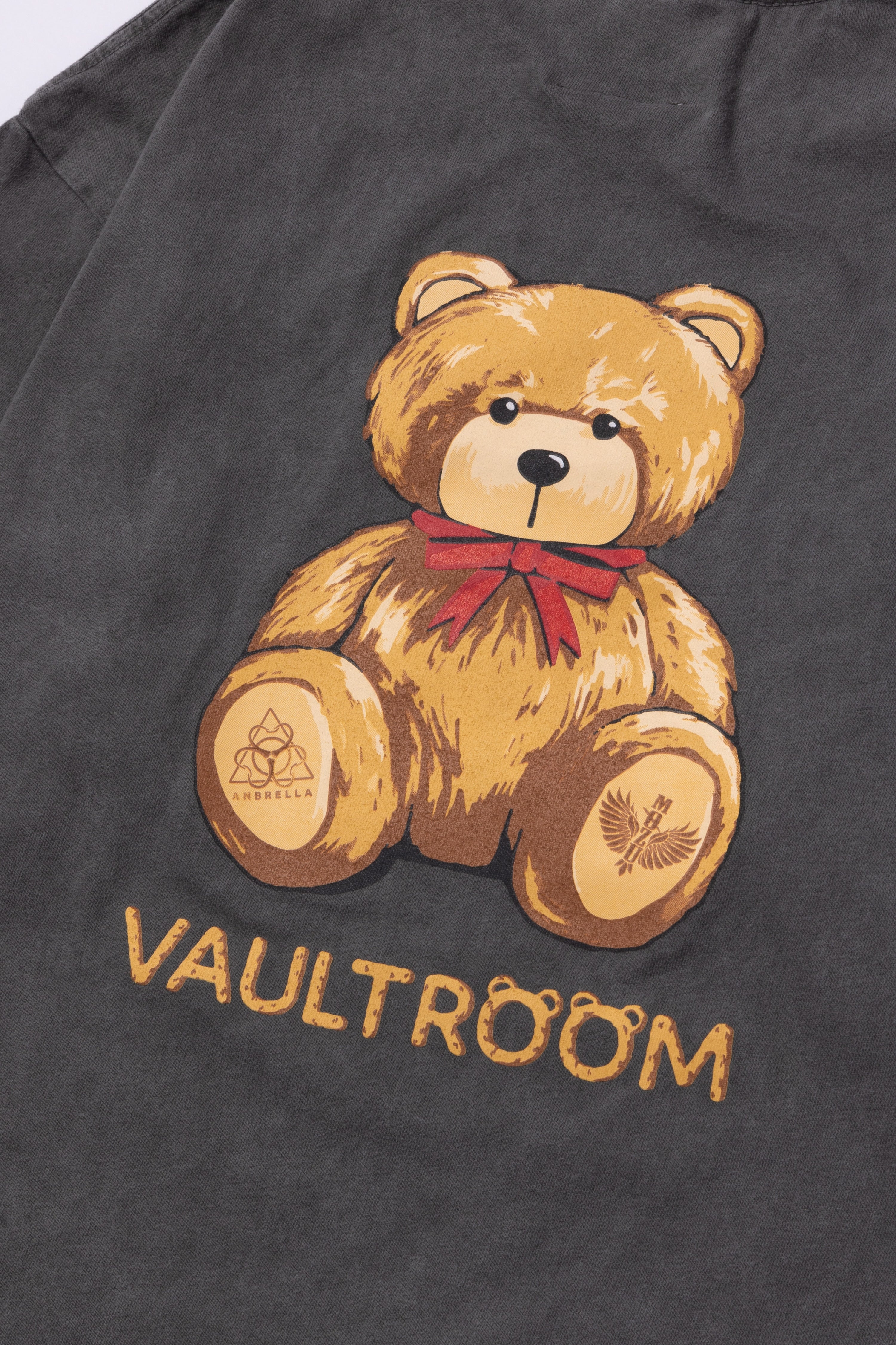 STUFFED BEAR TEE – VAULTROOM
