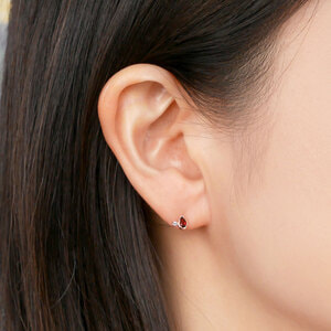 AJAA2418__GN ガーネット ピアス｜ピアス｜ヴァンドーム青山（Vendome