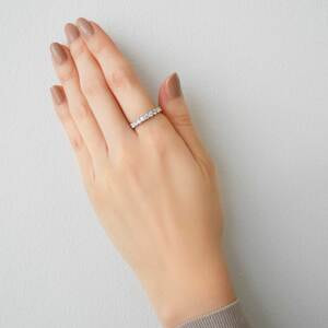 APVR0322__DI ハーフエタニティ リング 0.70ct｜リング・指輪｜ヴァン