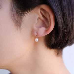 GJVA0188__PF 淡水パール ピアス｜ピアス｜ヴイエー ヴァンドーム青山