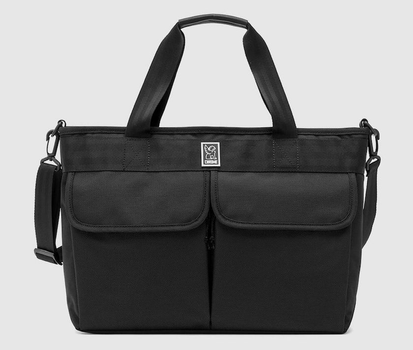 自転車通勤の強い味方！ CHROMEのハイスペックすぎるビジネスシーン