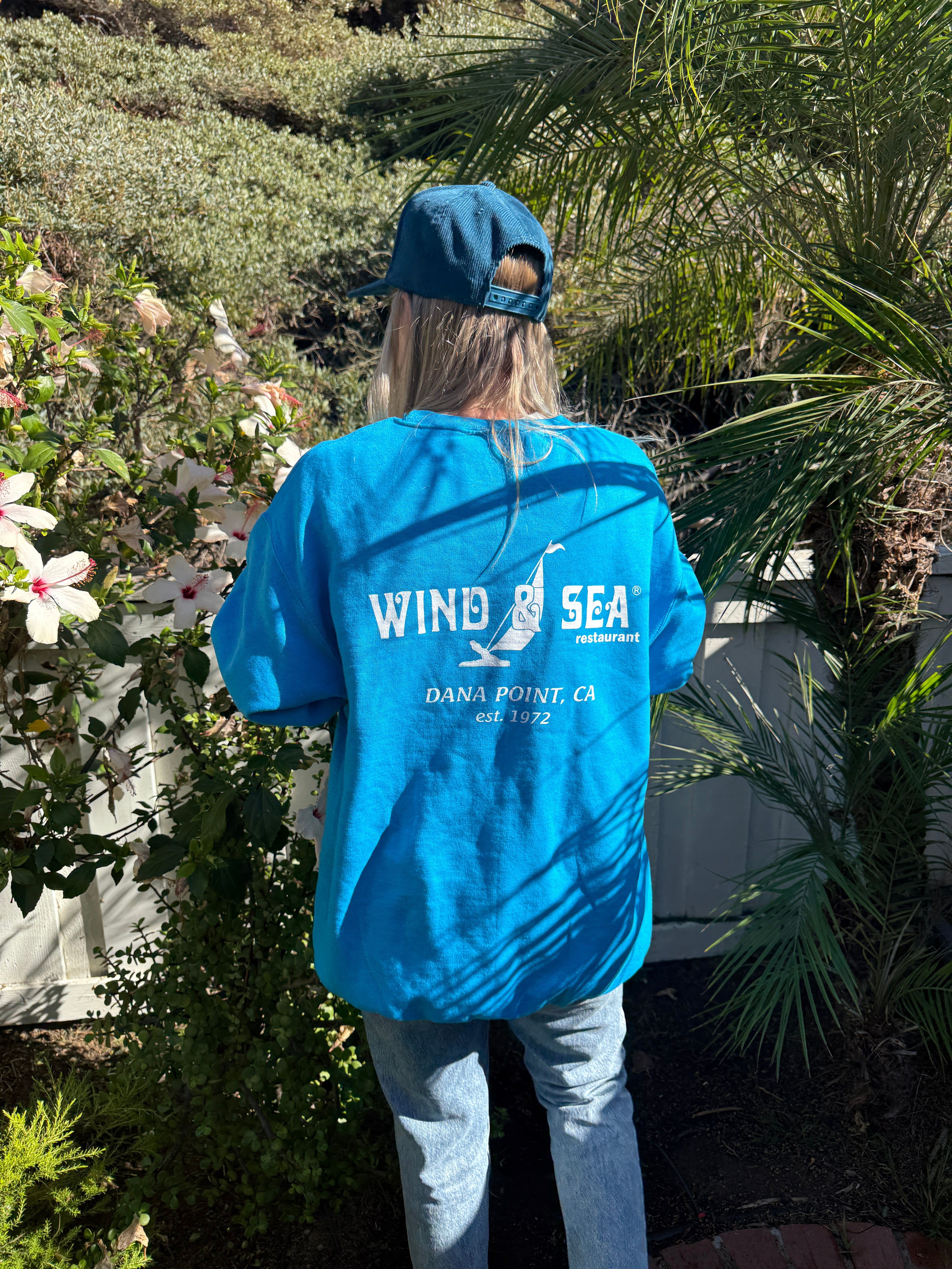 W&S Bay Breeze Crewneck – Wind & Sea Restaurants, Inc.